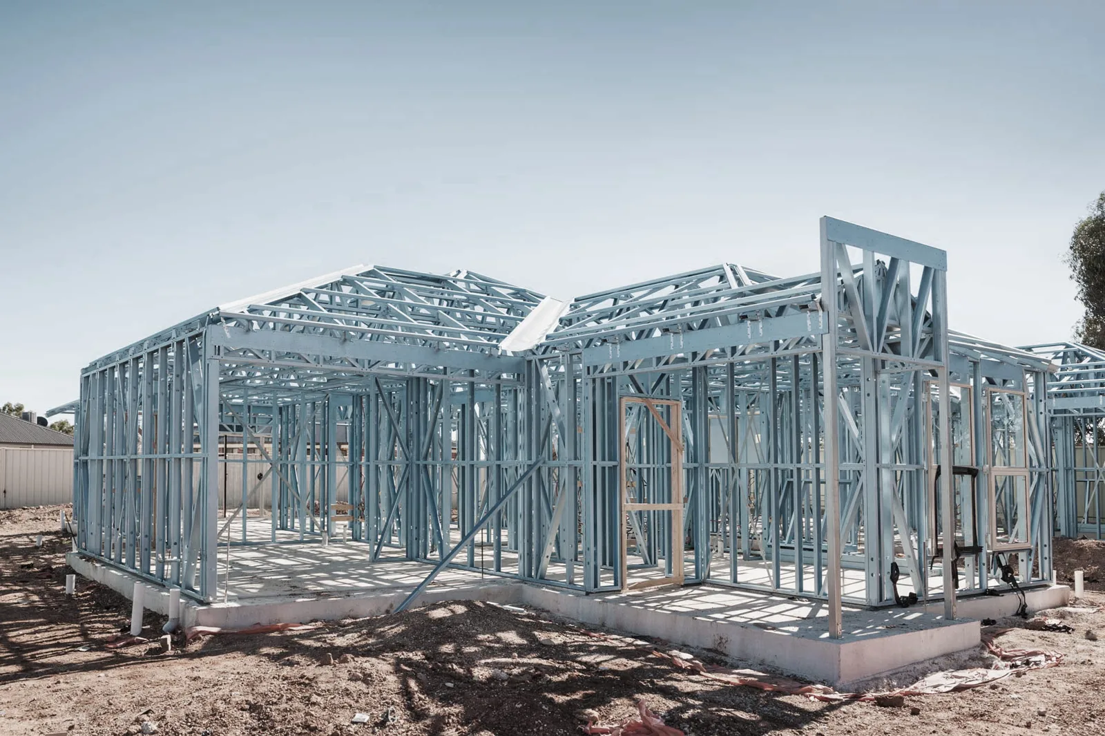 Montar una vivienda de 300 m² y tres niveles en menos de dos semanas